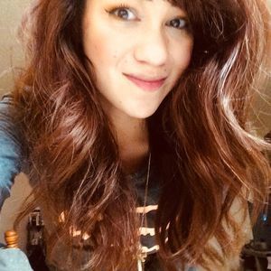 Meet your Posher, Anita